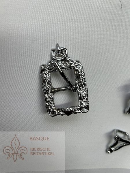 Portuguese buckles (bridle)